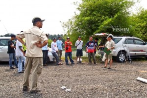 abugarcia_baitcastclinic_110514_5412 accuracy casting competition