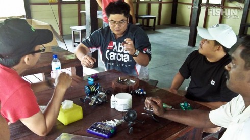 abu-garcia-pure-fishing-reel-maintenance-workshop