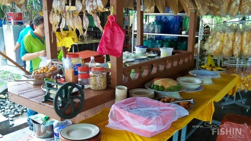 som-tam-desert-restaurant-fish-valley-semenyih-malaysia