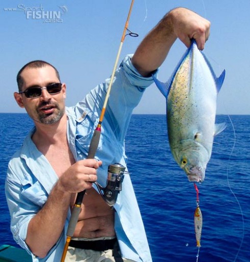 All-blue---a-Bluefin-Trevally-jigged-from-the-boat